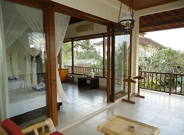 假日公园 普特里阿玉小屋