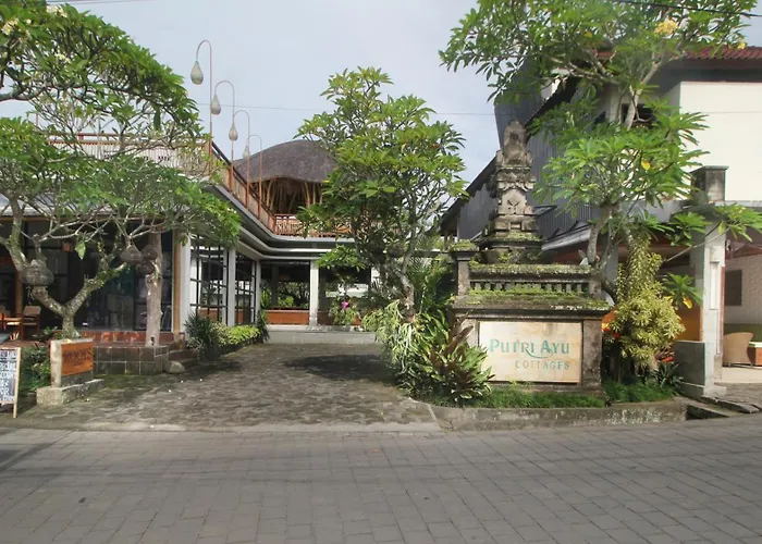 Putri Ayu 3*